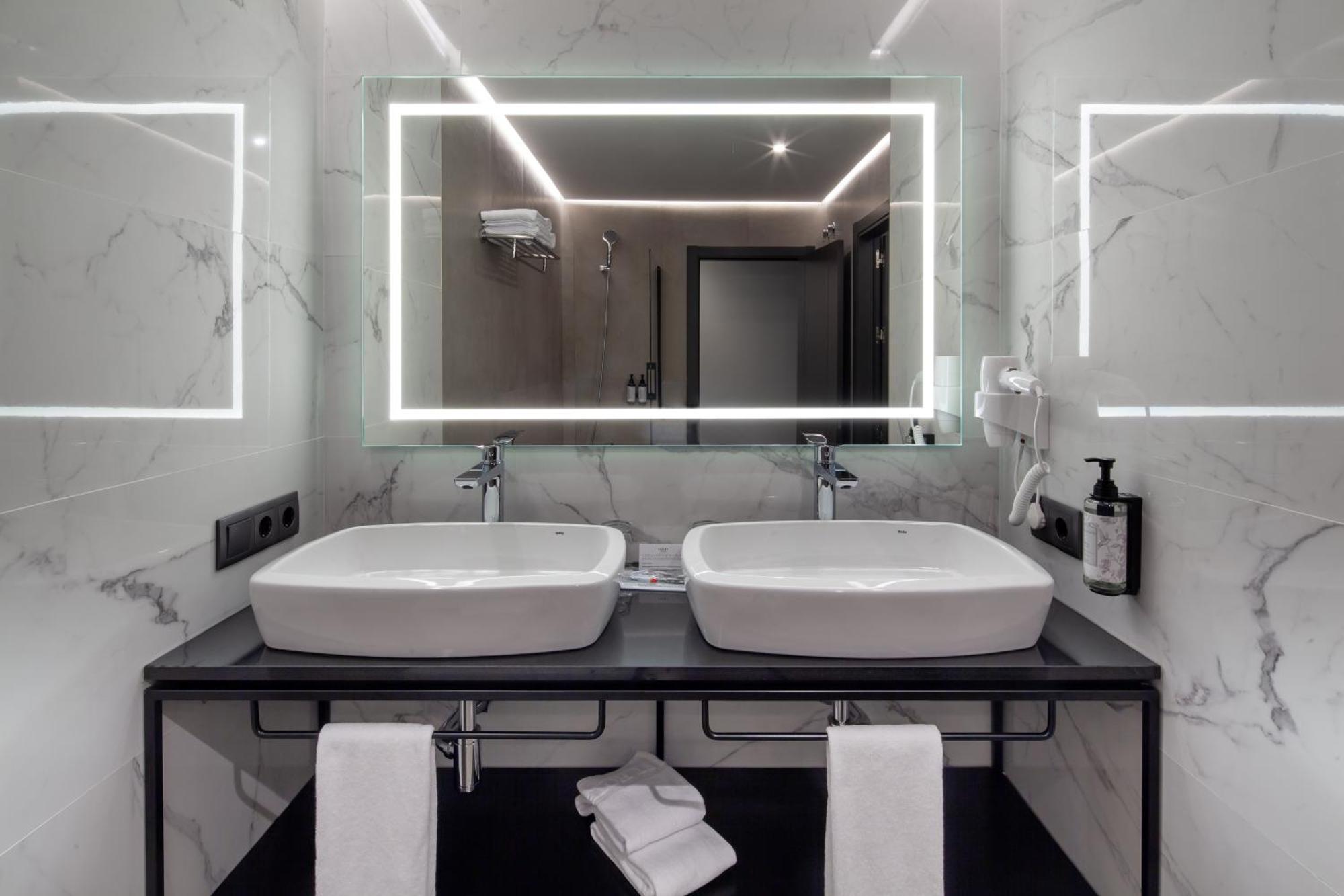 Leflet Sanlucar Hotel Sanlucar la Mayor Ngoại thất bức ảnh