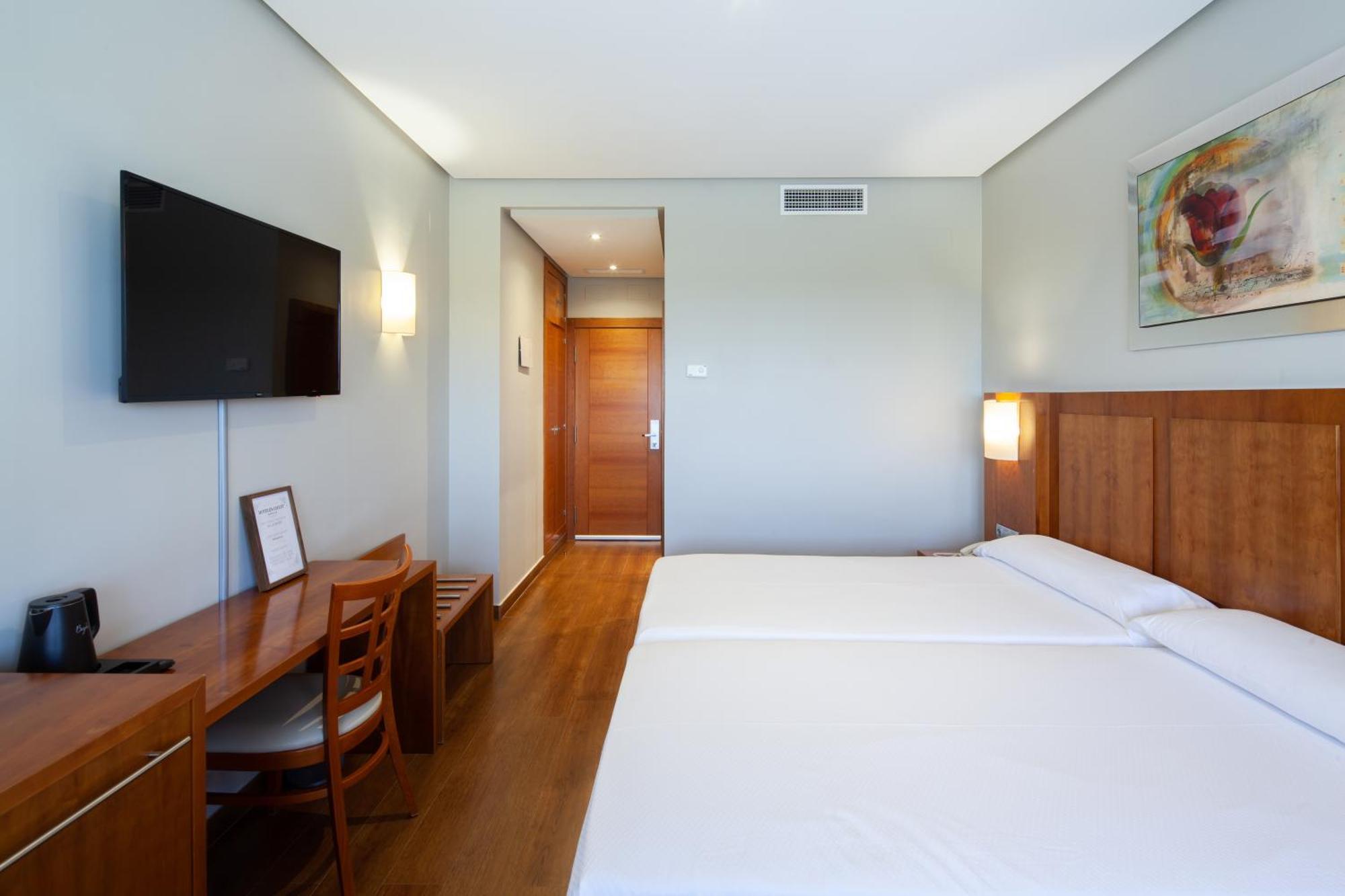 Leflet Sanlucar Hotel Sanlucar la Mayor Ngoại thất bức ảnh